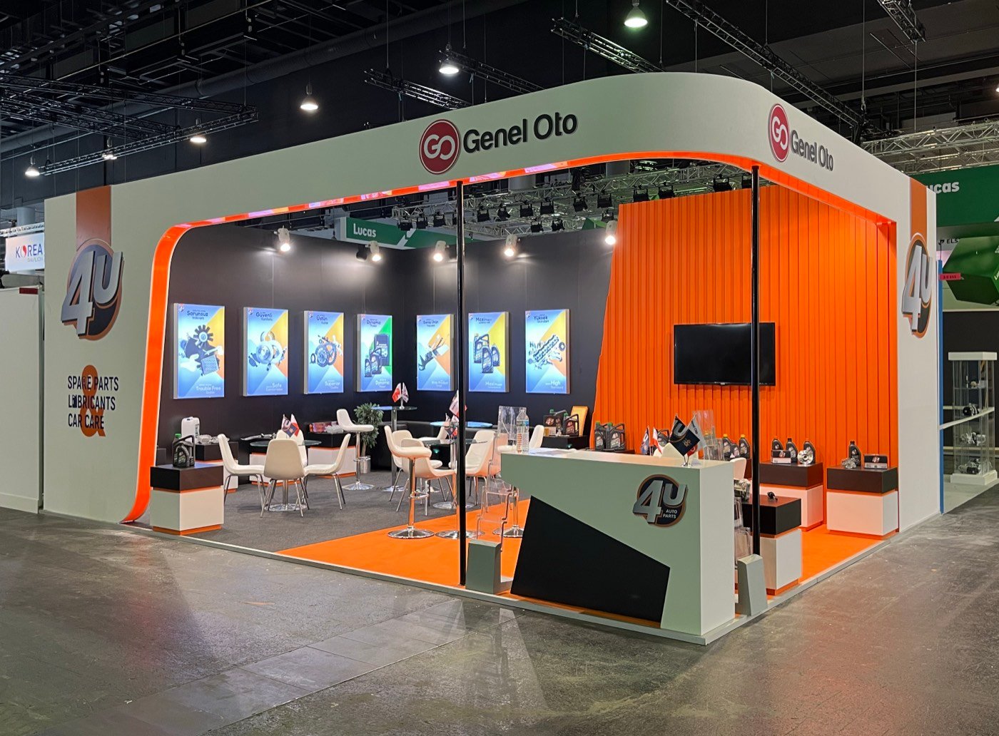 4U — Ahşap Stand